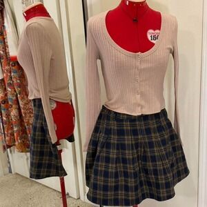 Beige ribbed long sleeve shirt